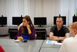 Presentation of Bachelor's Diplomas in the field of knowledge "Humanities" in the specialty "Philology, specialization "Germanic languages and literatures (translation inclusive), the first - English" to the staff of Assoc. Prof. Igor SENYUK and Assoc. Oksana TKACHENKO